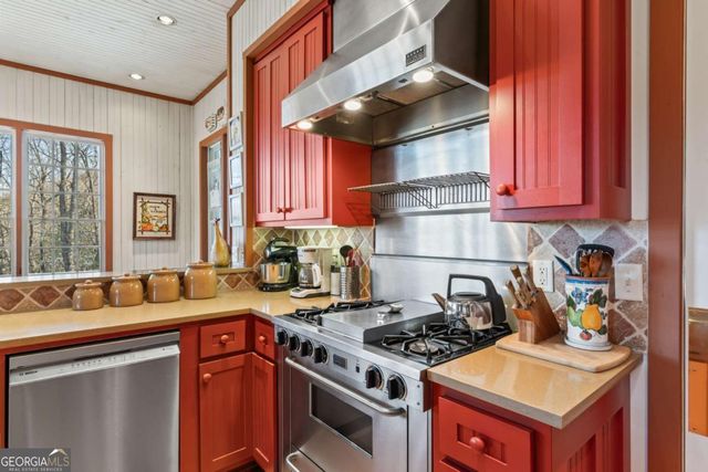 196 Mauldin Creek Road, Suches, GA 30572