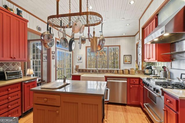 196 Mauldin Creek Road, Suches, GA 30572