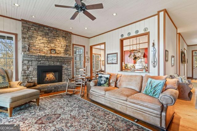 196 Mauldin Creek Road, Suches, GA 30572