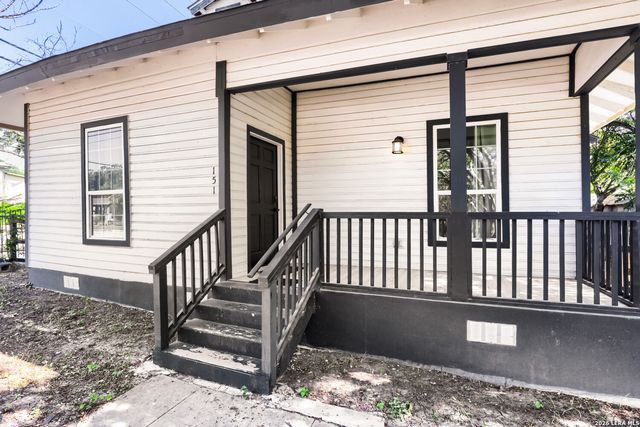 151 CORNELL AVE, San Antonio, TX 78201