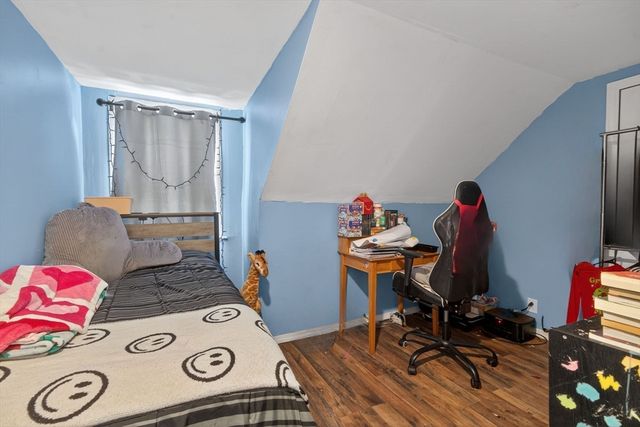 27 Herbert Rd, Quincy, MA 02171