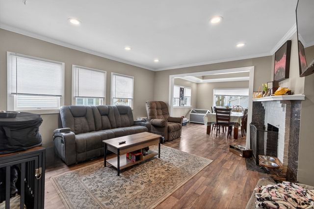 27 Herbert Rd, Quincy, MA 02171