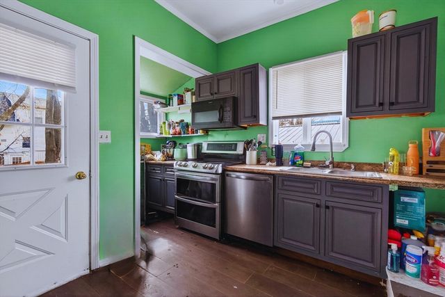 27 Herbert Rd, Quincy, MA 02171