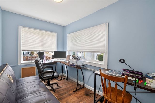 27 Herbert Rd, Quincy, MA 02171