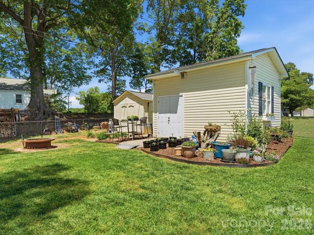 217 Hughey Drive, Gastonia, NC 28056