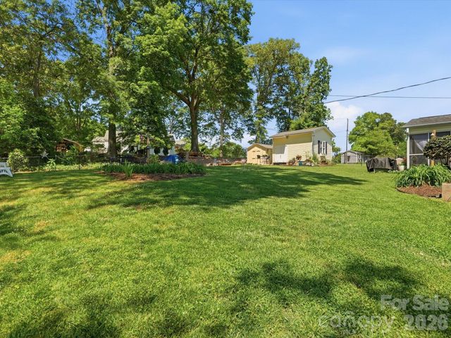 217 Hughey Drive, Gastonia, NC 28056