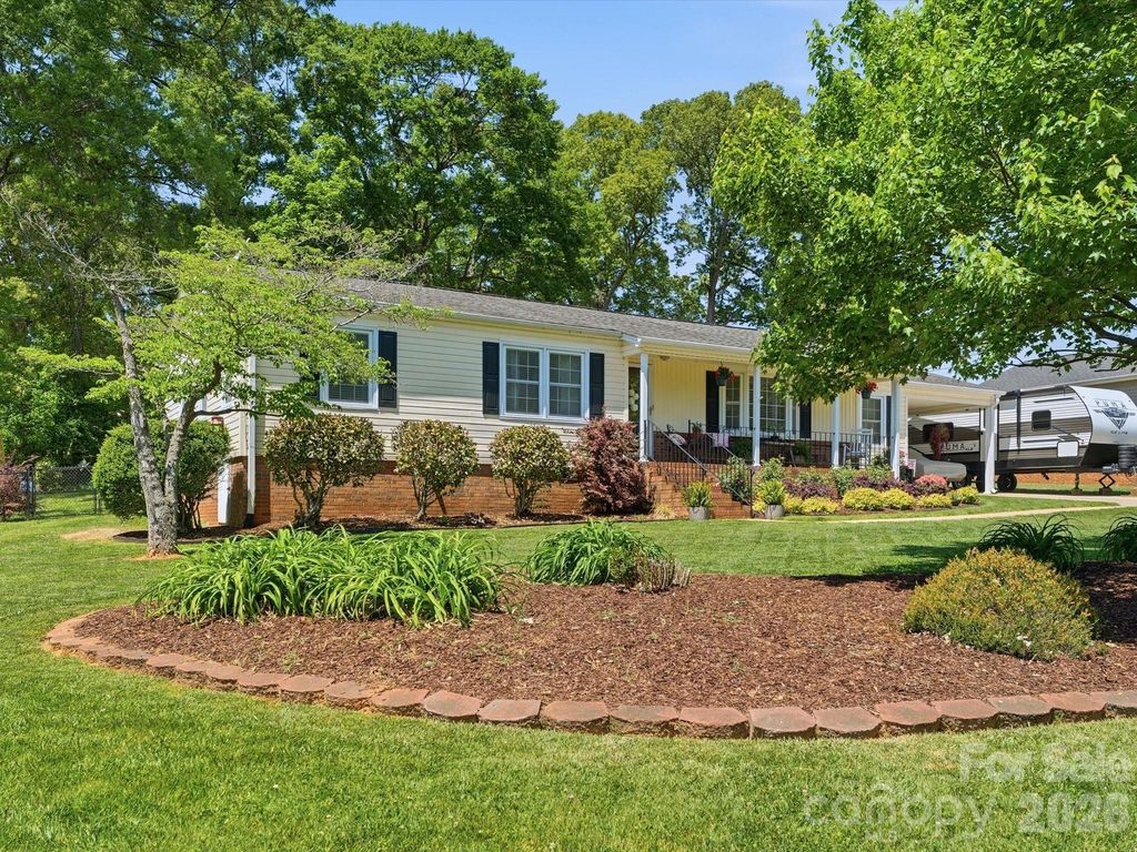 217 Hughey Drive, Gastonia, NC 28056