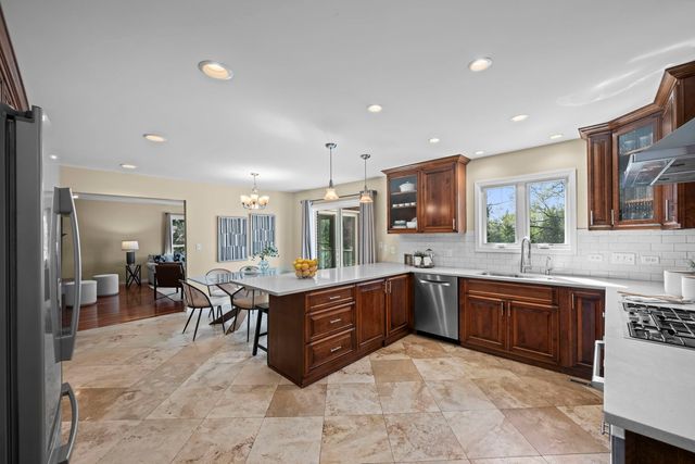 26 Brandywine Road, South Barrington, IL 60010