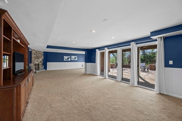 26 Brandywine Road, South Barrington, IL 60010