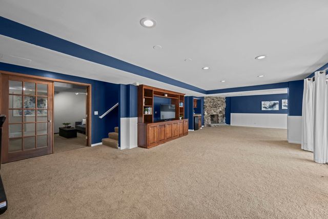 26 Brandywine Road, South Barrington, IL 60010