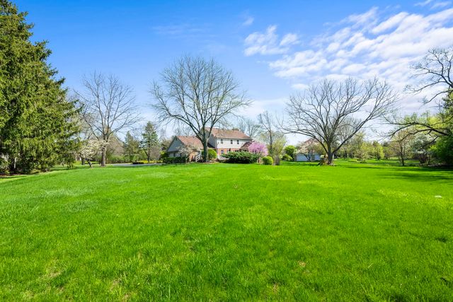 26 Brandywine Road, South Barrington, IL 60010