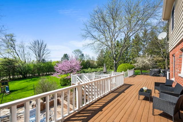 26 Brandywine Road, South Barrington, IL 60010