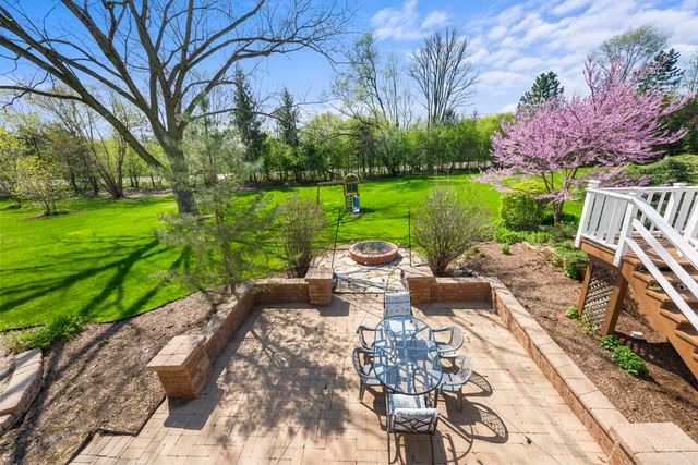 26 Brandywine Road, South Barrington, IL 60010
