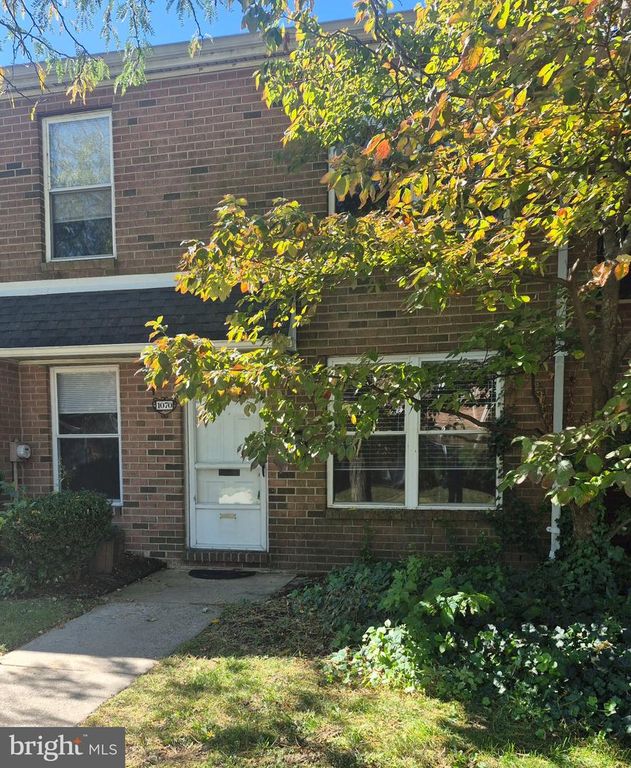 1070 HARBOUR DR, PALMYRA, NJ 08065 — exterior