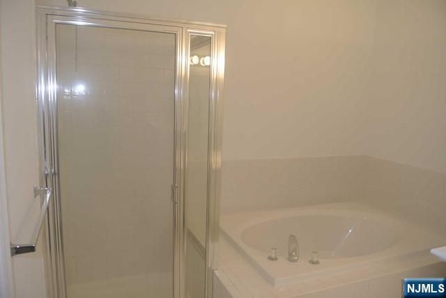 490 Green Mountain Road, Mahwah, NJ 07430