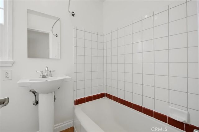 4475 W 59th Place A, View Park, CA 90056