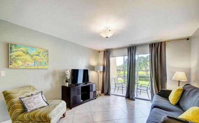 2700 Fiore Way 106, Delray Beach, FL 33445