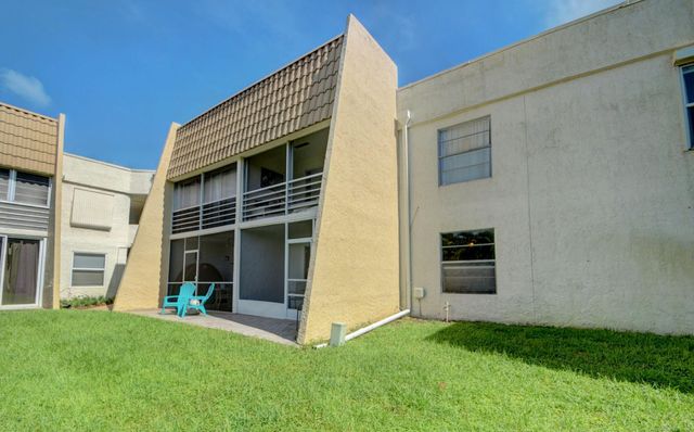 2700 Fiore Way 106, Delray Beach, FL 33445