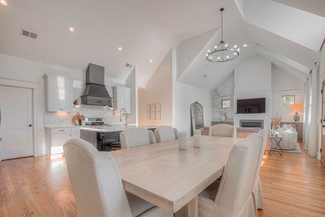 9253 Skyfall Drive, Ooltewah, TN 37363