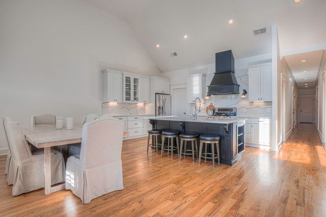 9253 Skyfall Drive, Ooltewah, TN 37363