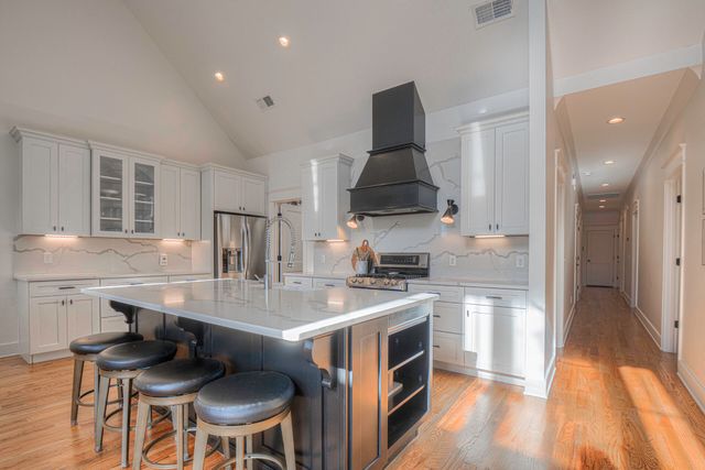 9253 Skyfall Drive, Ooltewah, TN 37363