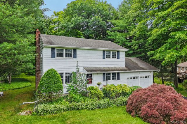 5 Lacona Road, Mahopac, NY 10541