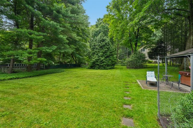 5 Lacona Road, Mahopac, NY 10541