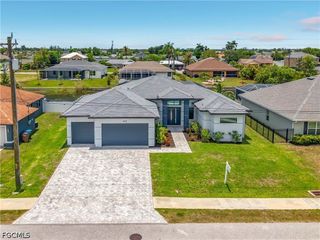 620 SW 26th ST, Cape Coral, FL 33914