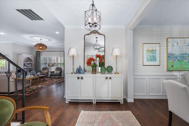 708 Northwood Road, Fort Worth, TX 76107