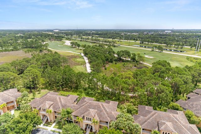 8228 Mulligan Circle, Port St. Lucie, Port St Lucie, FL 34986