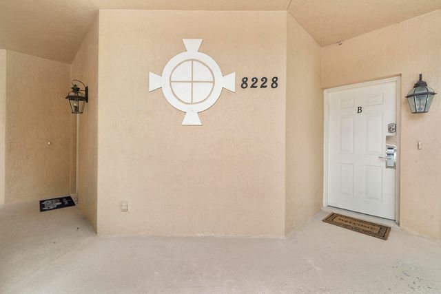 8228 Mulligan Circle, Port St. Lucie, Port St Lucie, FL 34986