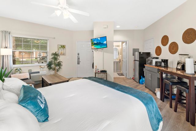 8228 Mulligan Circle, Port St. Lucie, Port St Lucie, FL 34986