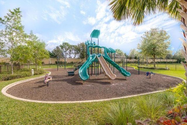 8228 Mulligan Circle, Port St. Lucie, Port St Lucie, FL 34986