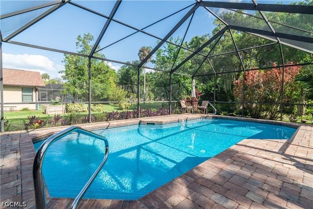 7314 Sean LN, North Fort Myers, FL 33917