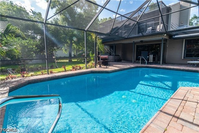 7314 Sean LN, North Fort Myers, FL 33917