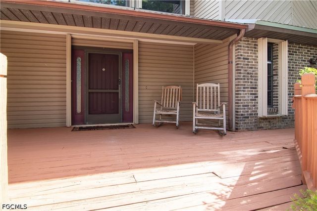 7314 Sean LN, North Fort Myers, FL 33917