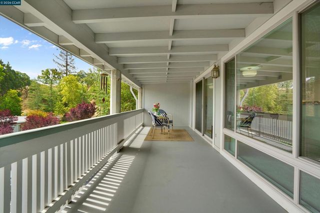 1549 Oakmont 3, Walnut Creek, CA 94595