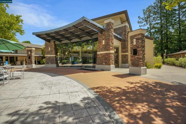 1549 Oakmont 3, Walnut Creek, CA 94595