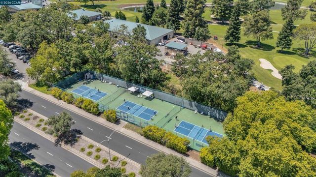 1549 Oakmont 3, Walnut Creek, CA 94595