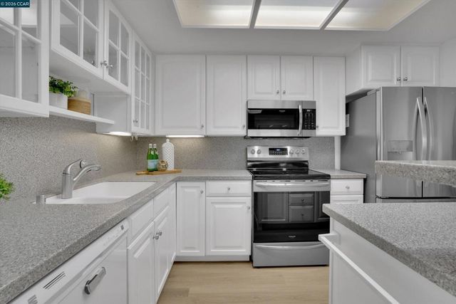 1549 Oakmont 3, Walnut Creek, CA 94595