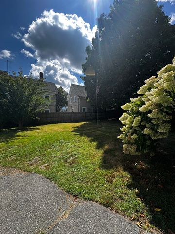 168 Howard St, Lawrence, MA 01841