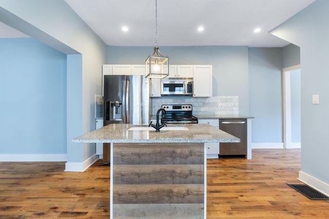 915 Wilson Avenue, Columbus, OH 43206