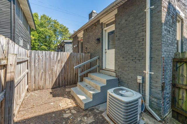 915 Wilson Avenue, Columbus, OH 43206