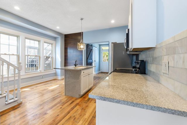 915 Wilson Avenue, Columbus, OH 43206