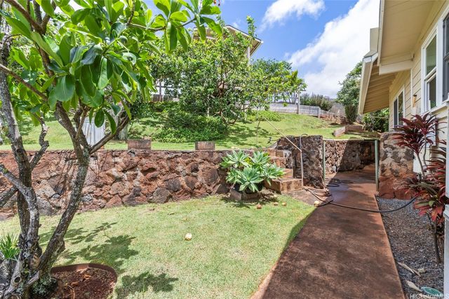 710 Hoohoa Place, Pearl City, HI 96782