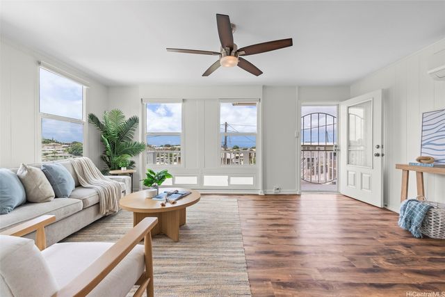 710 Hoohoa Place, Pearl City, HI 96782
