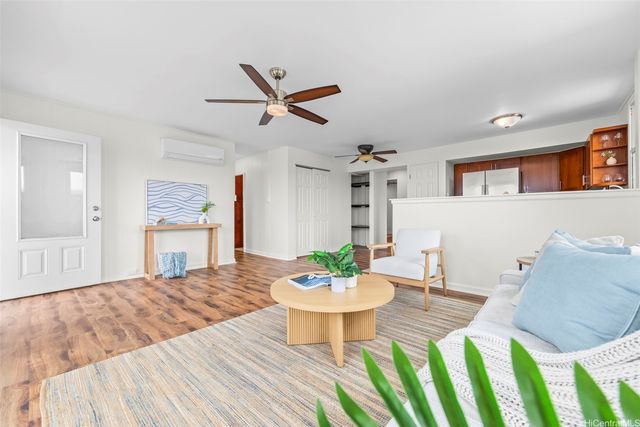 710 Hoohoa Place, Pearl City, HI 96782
