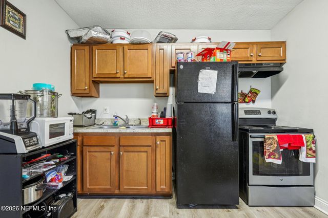3158 3RD STREET Circle N, Jacksonville, FL 32254