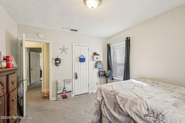 3158 3RD STREET Circle N, Jacksonville, FL 32254