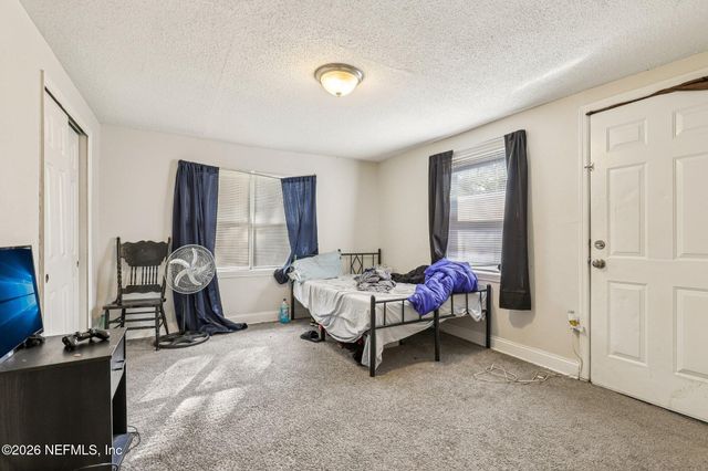 3158 3RD STREET Circle N, Jacksonville, FL 32254
